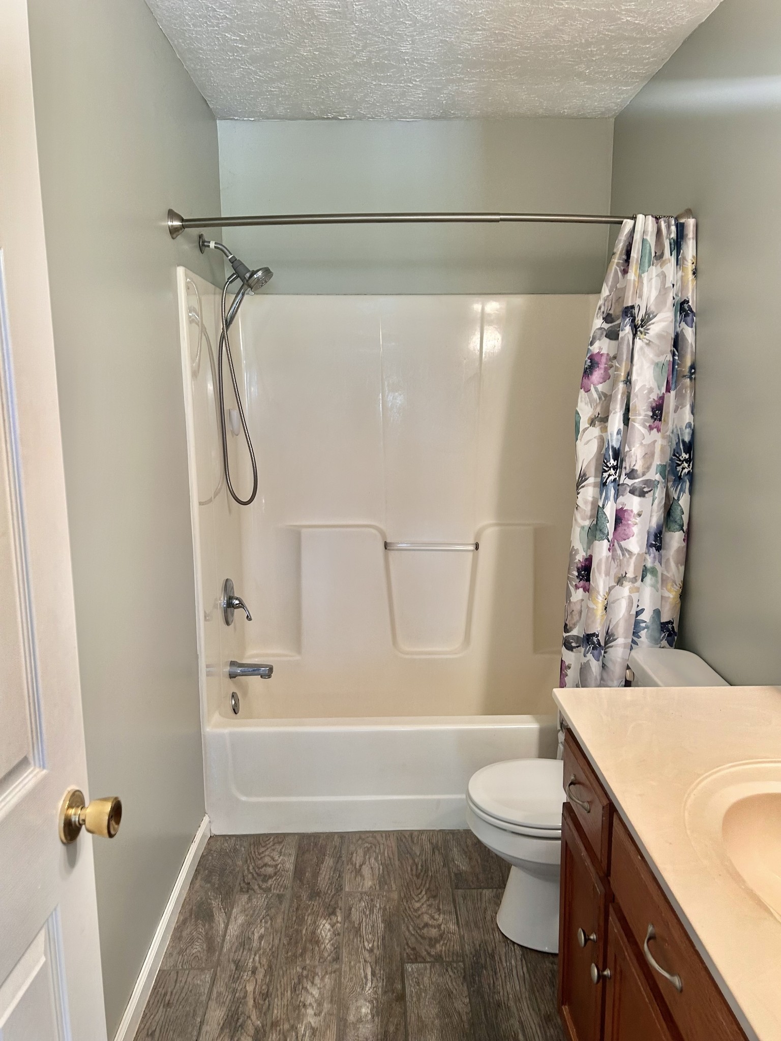 102 Boone Dr