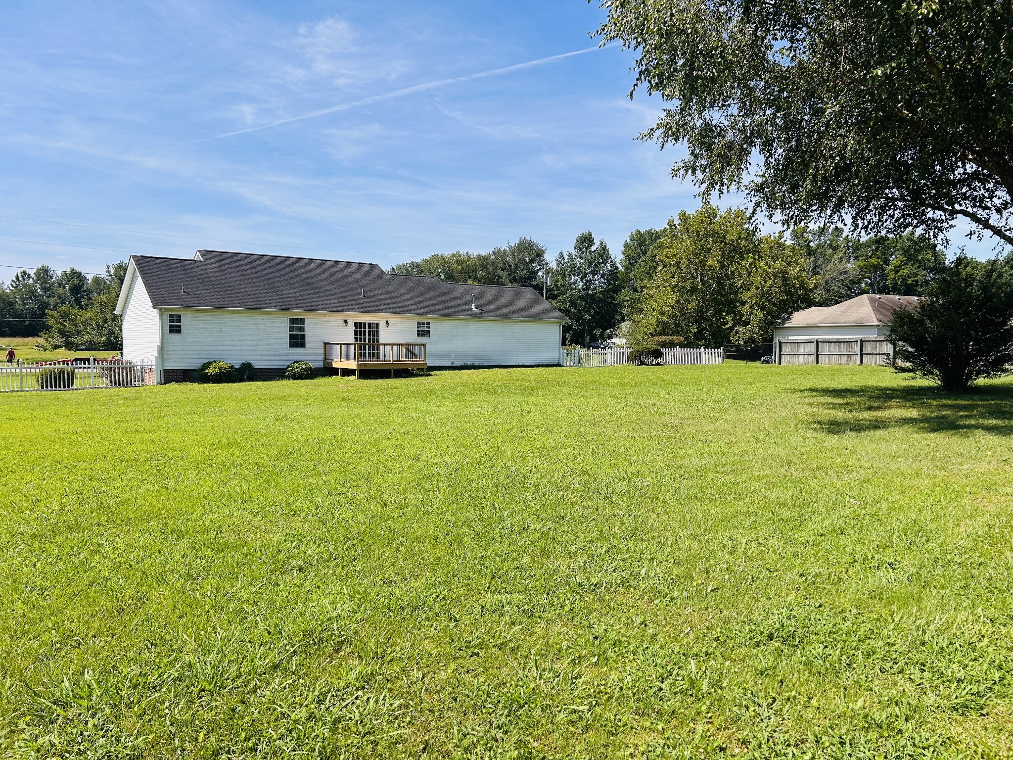 102 Boone Dr