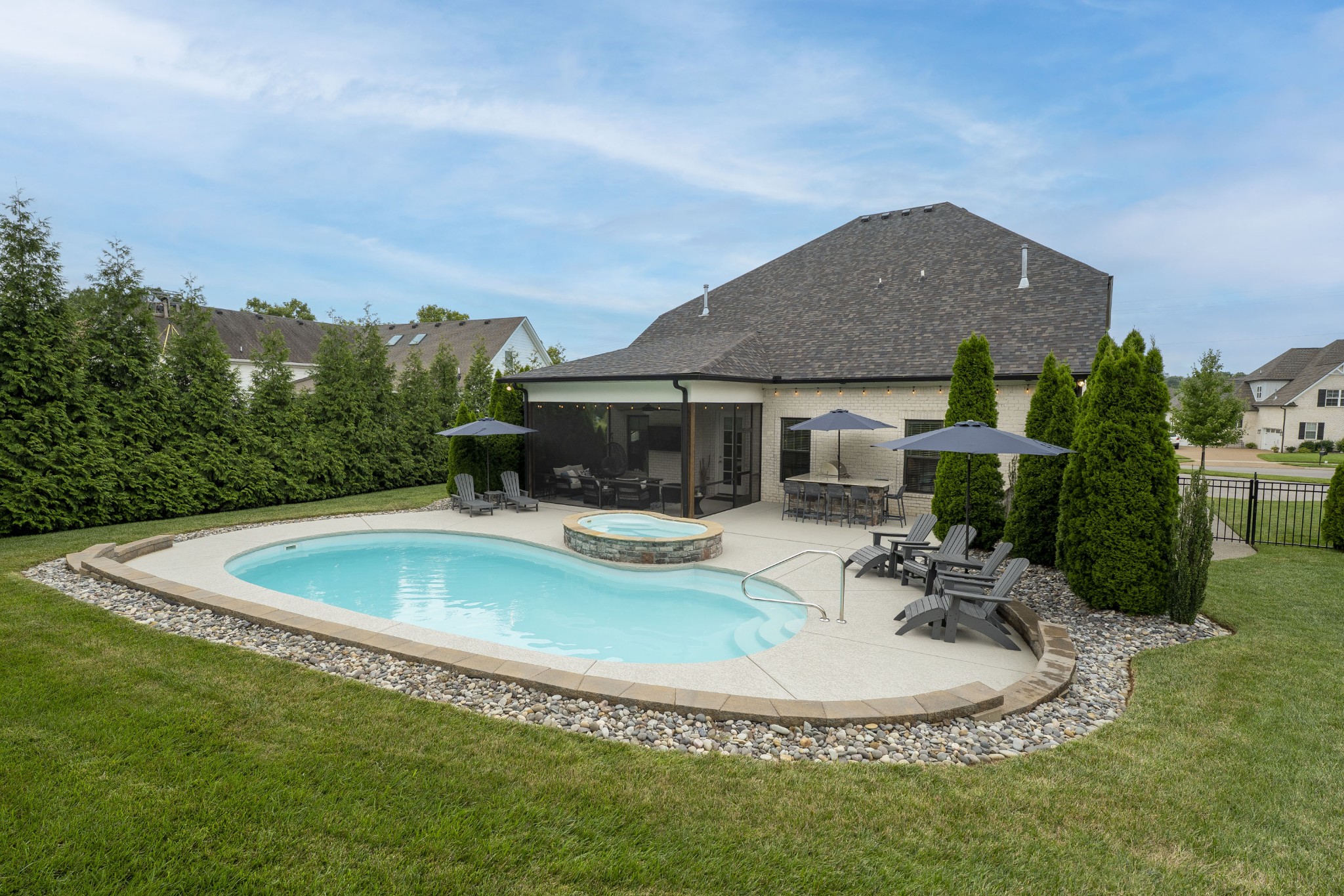 109 Fields Pl