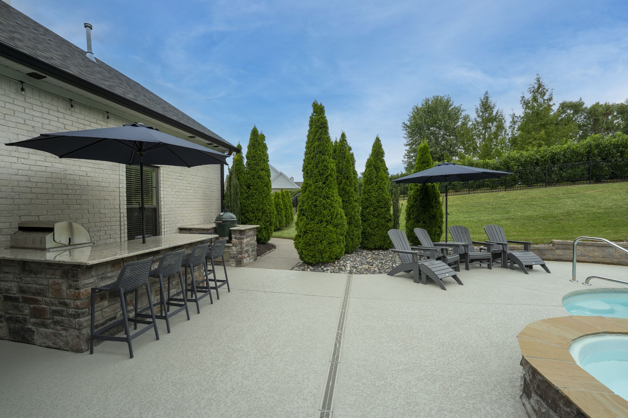109 Fields Pl