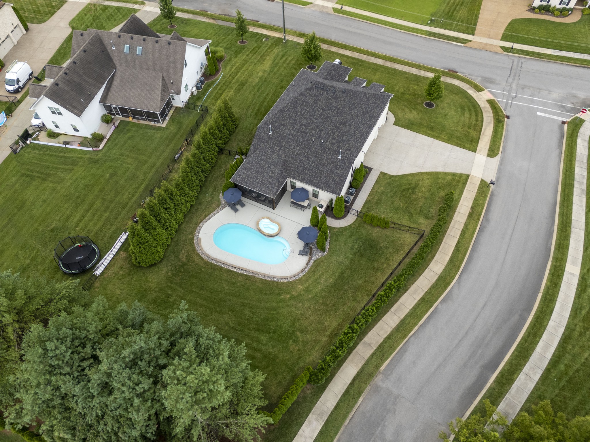 109 Fields Pl
