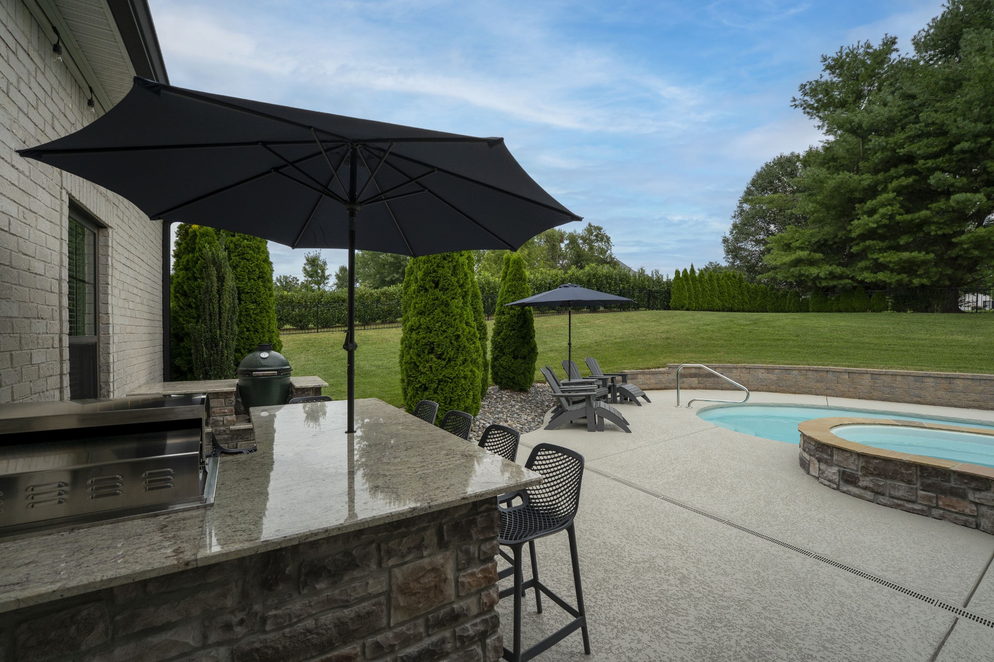 109 Fields Pl