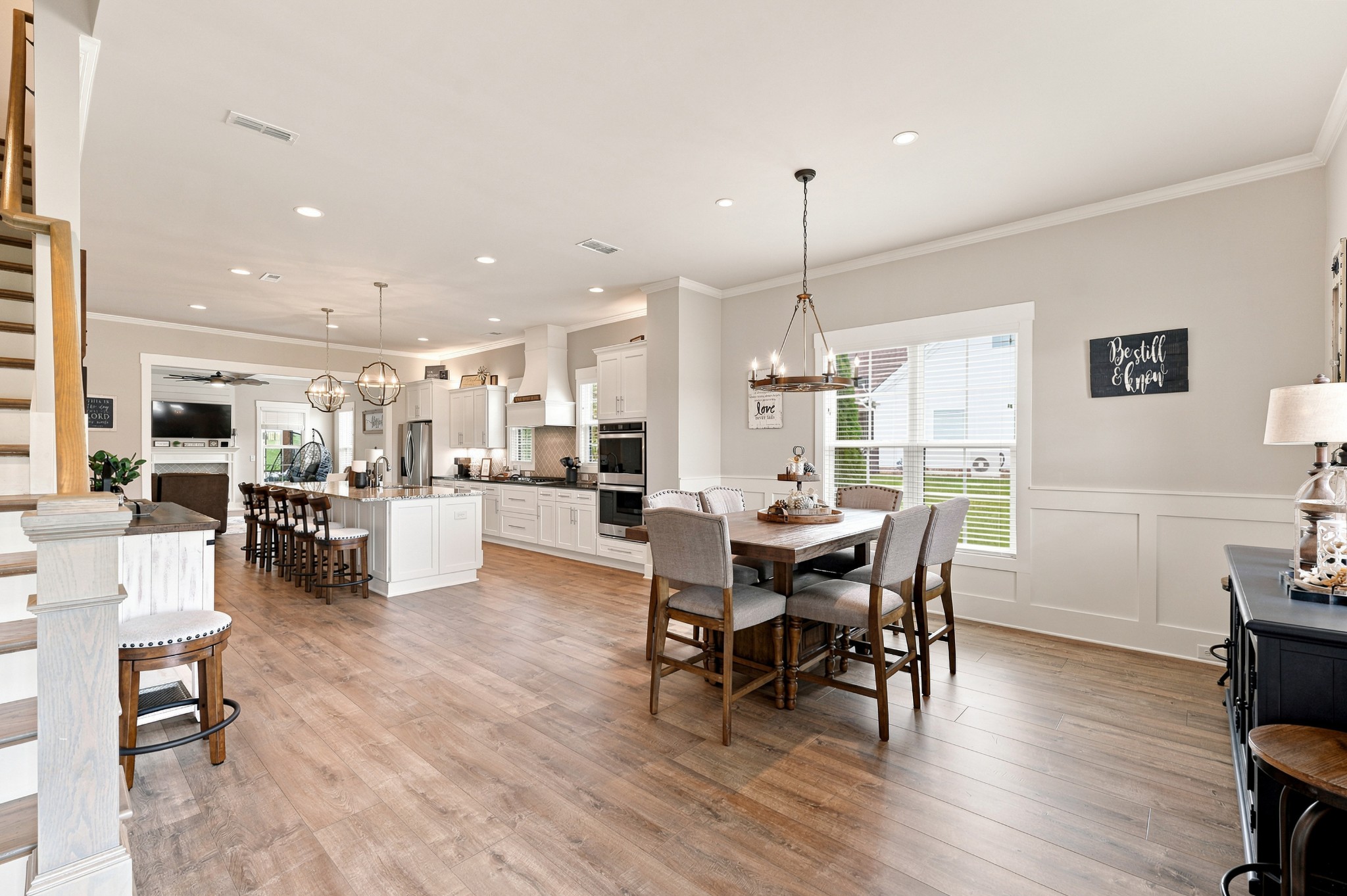 109 Fields Pl