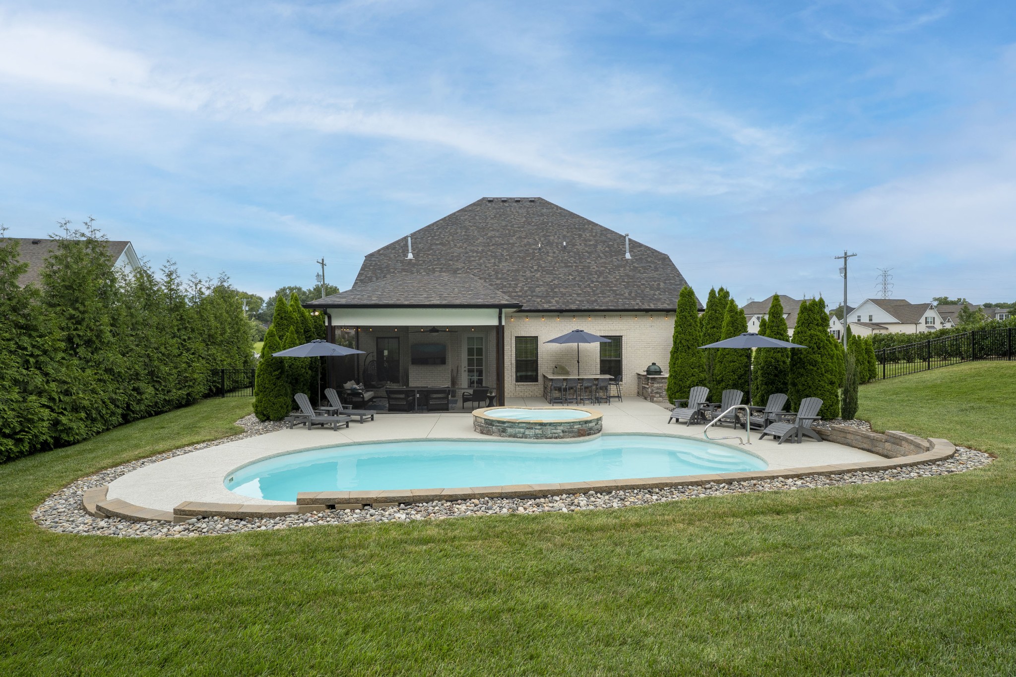 109 Fields Pl
