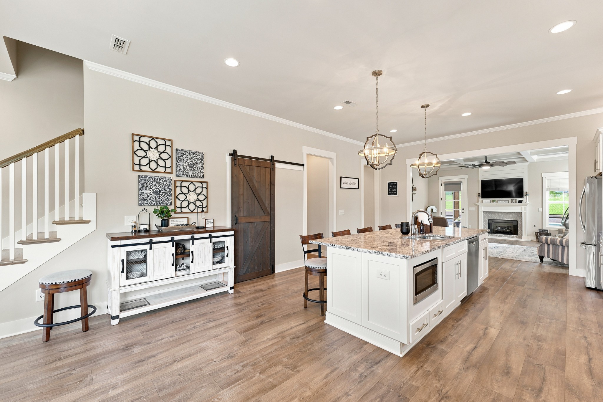 109 Fields Pl