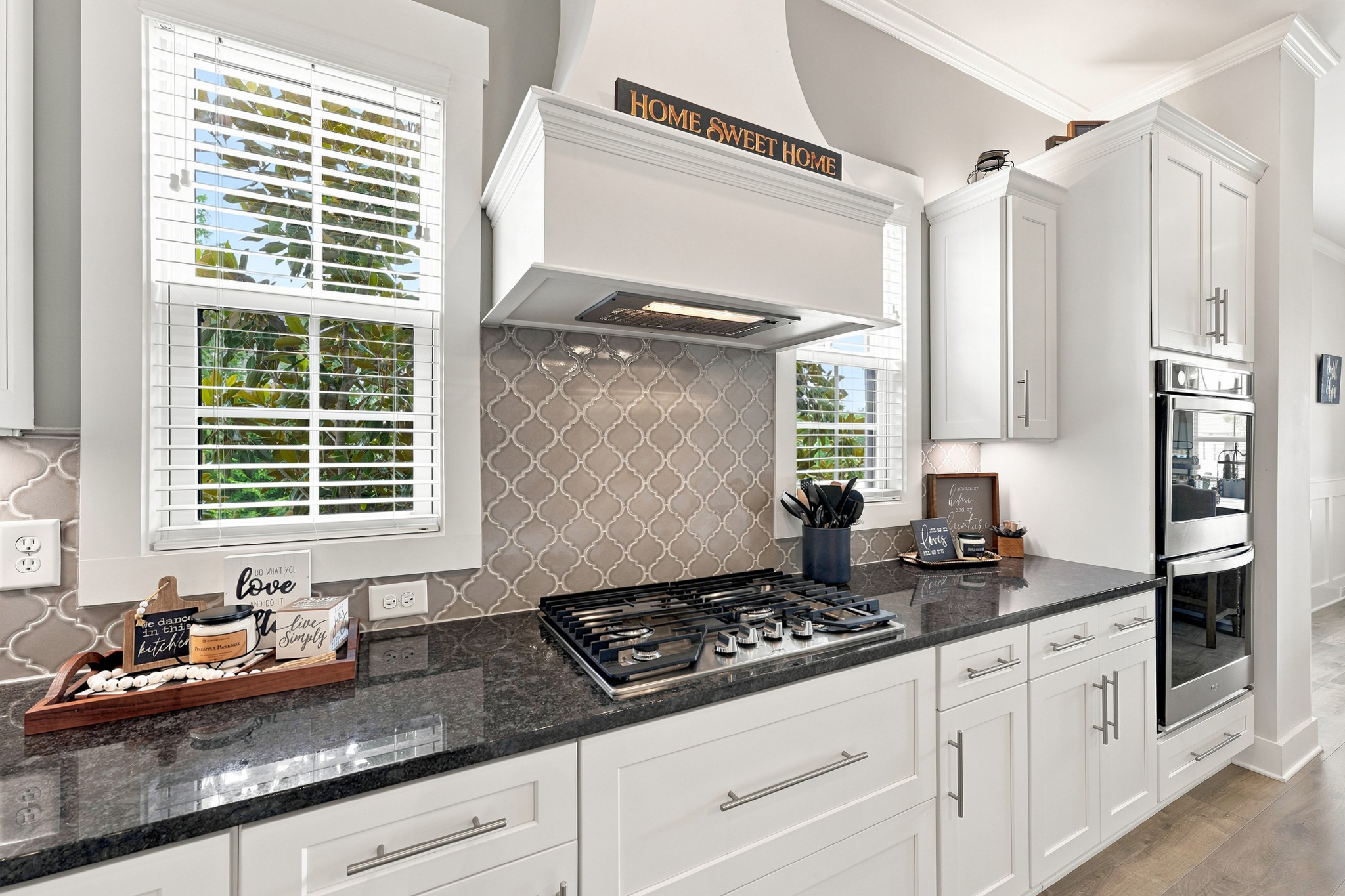 109 Fields Pl