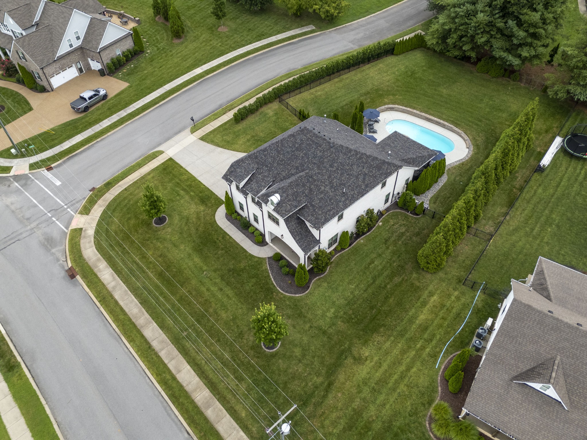 109 Fields Pl