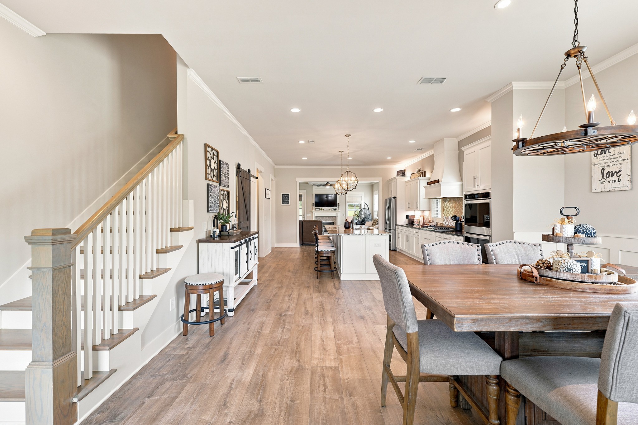 109 Fields Pl