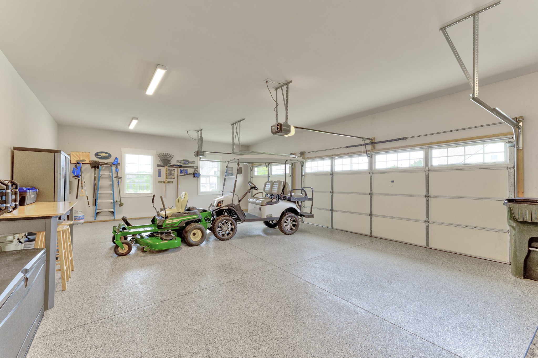 109 Fields Pl