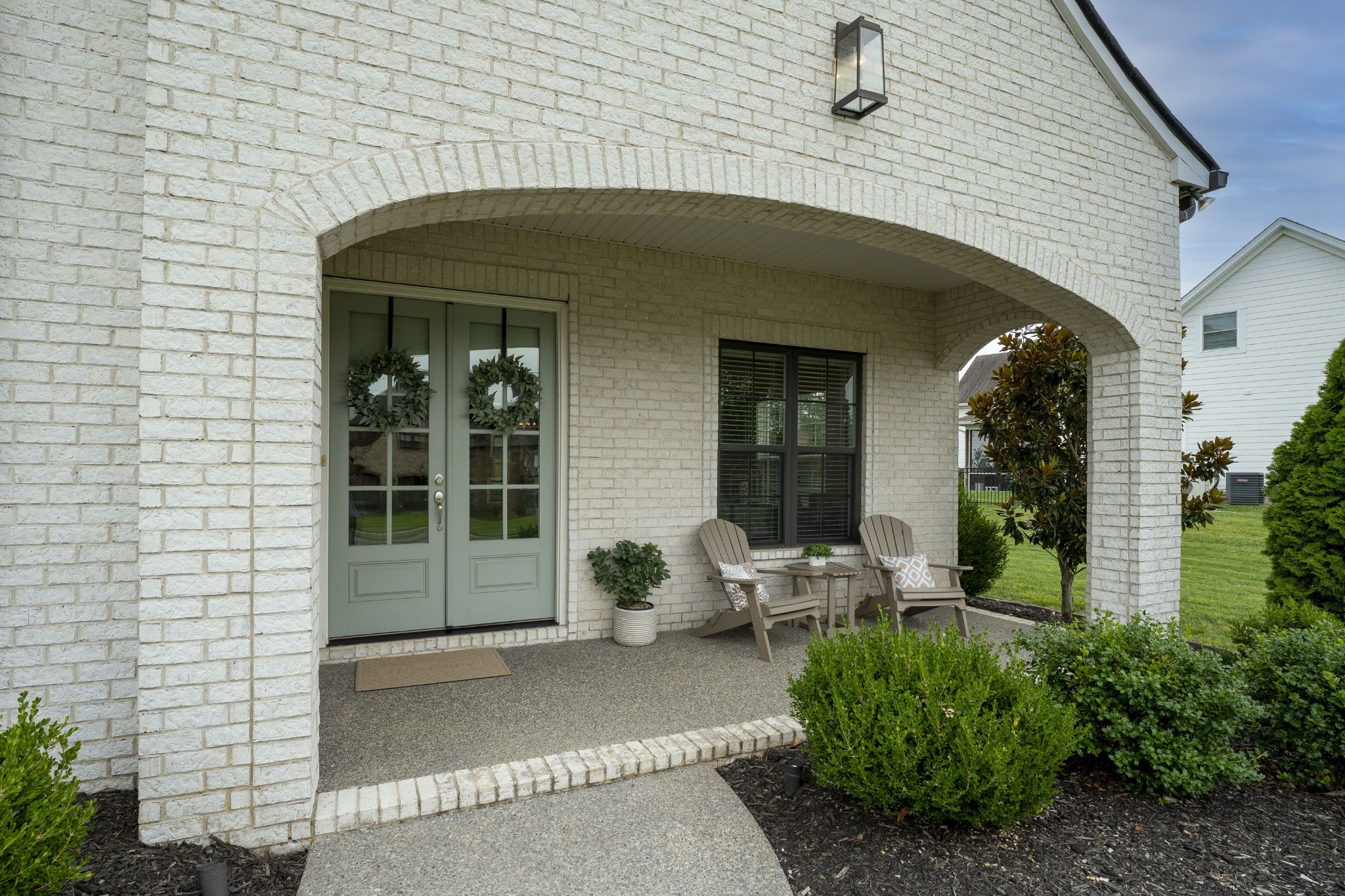 109 Fields Pl