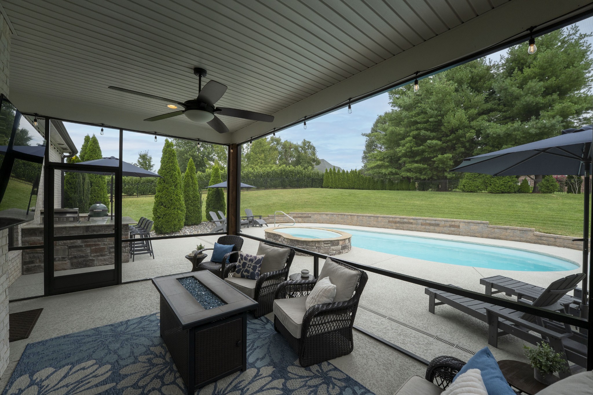 109 Fields Pl