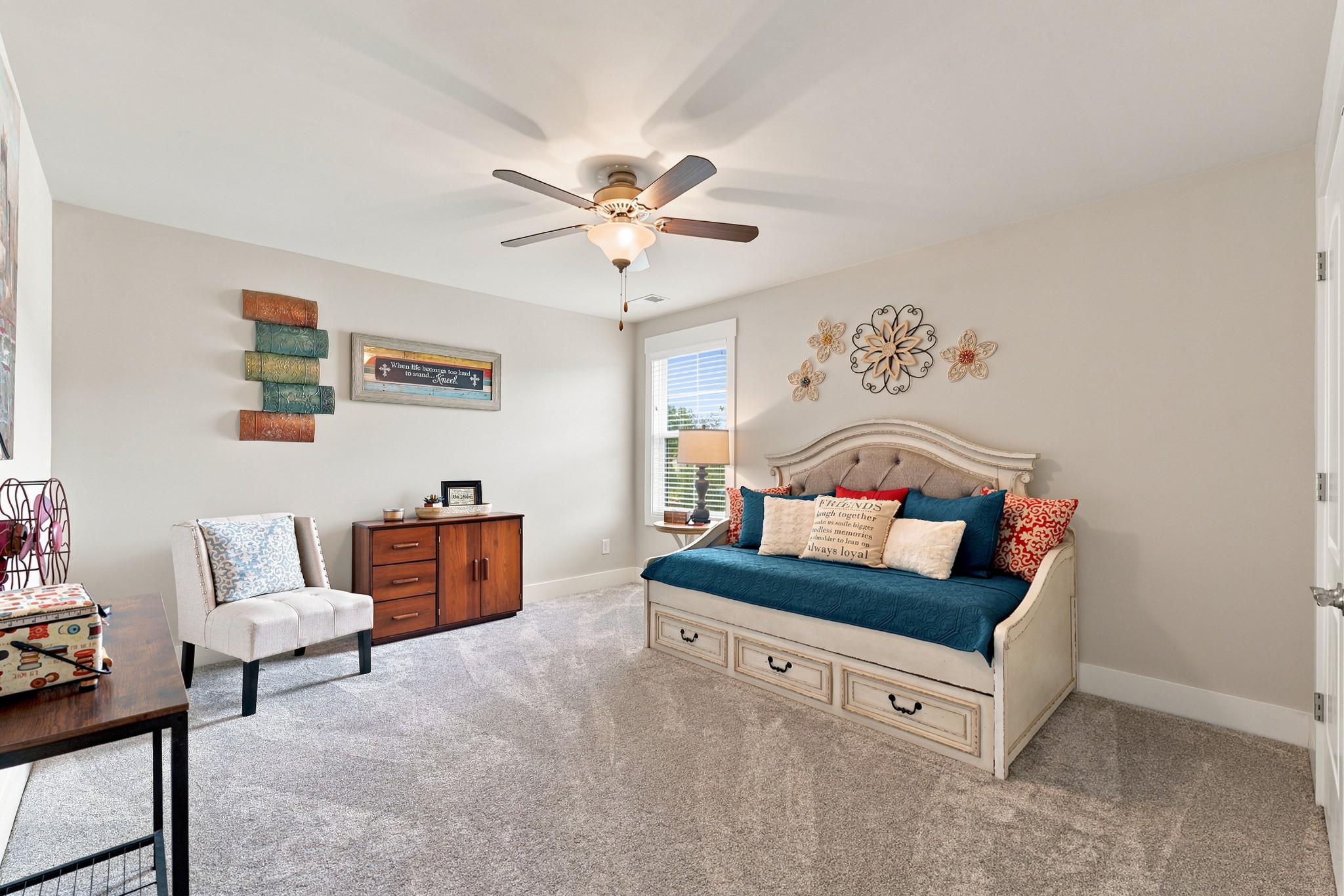 109 Fields Pl