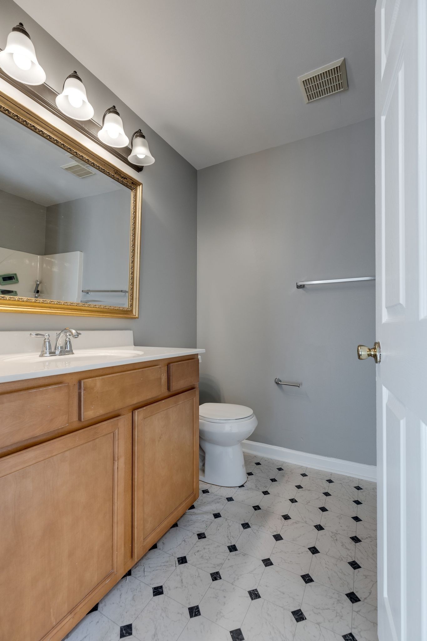5170 Hickory Hollow Pkwy Unit: 250