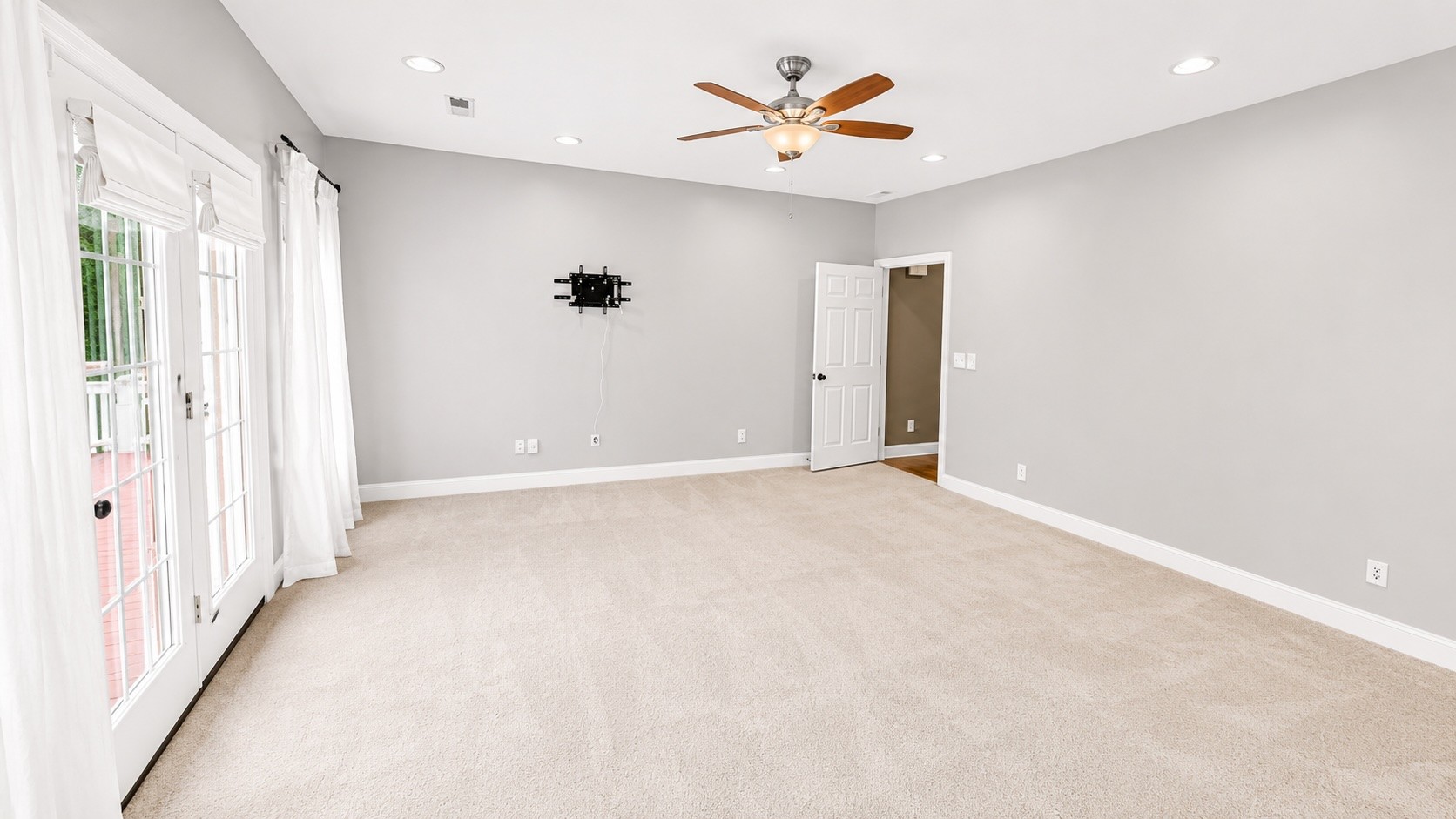330 Fire Lake Dr