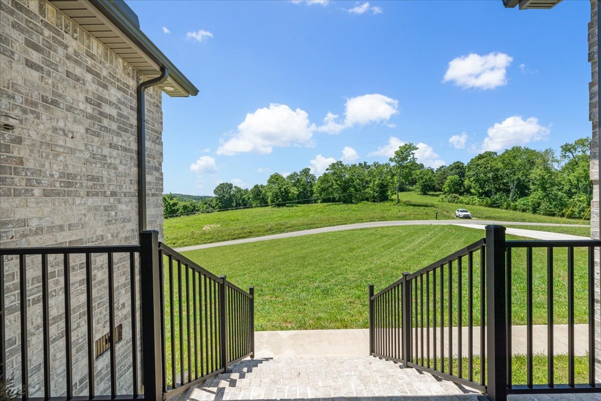 1301 Whiteside Hill Rd