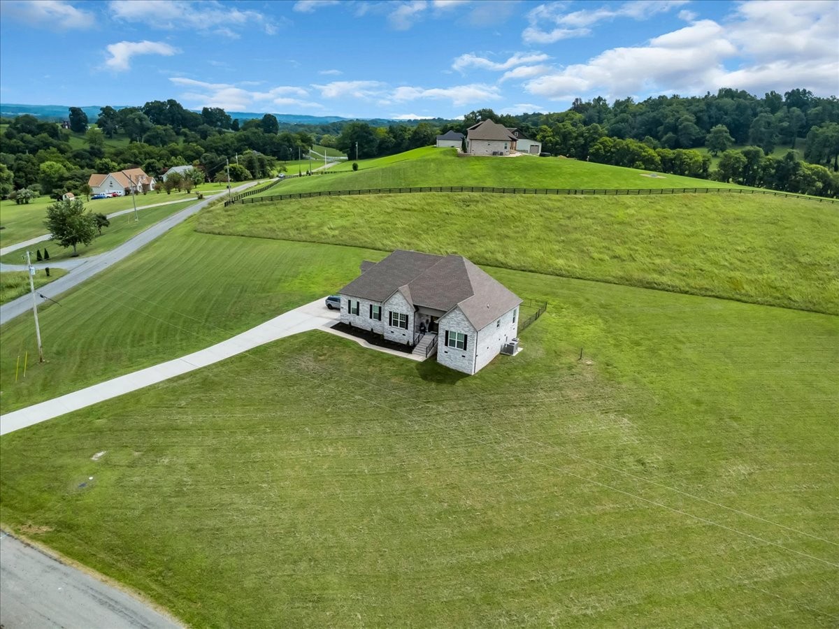 1301 Whiteside Hill Rd