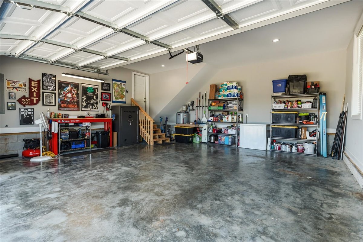 1301 Whiteside Hill Rd