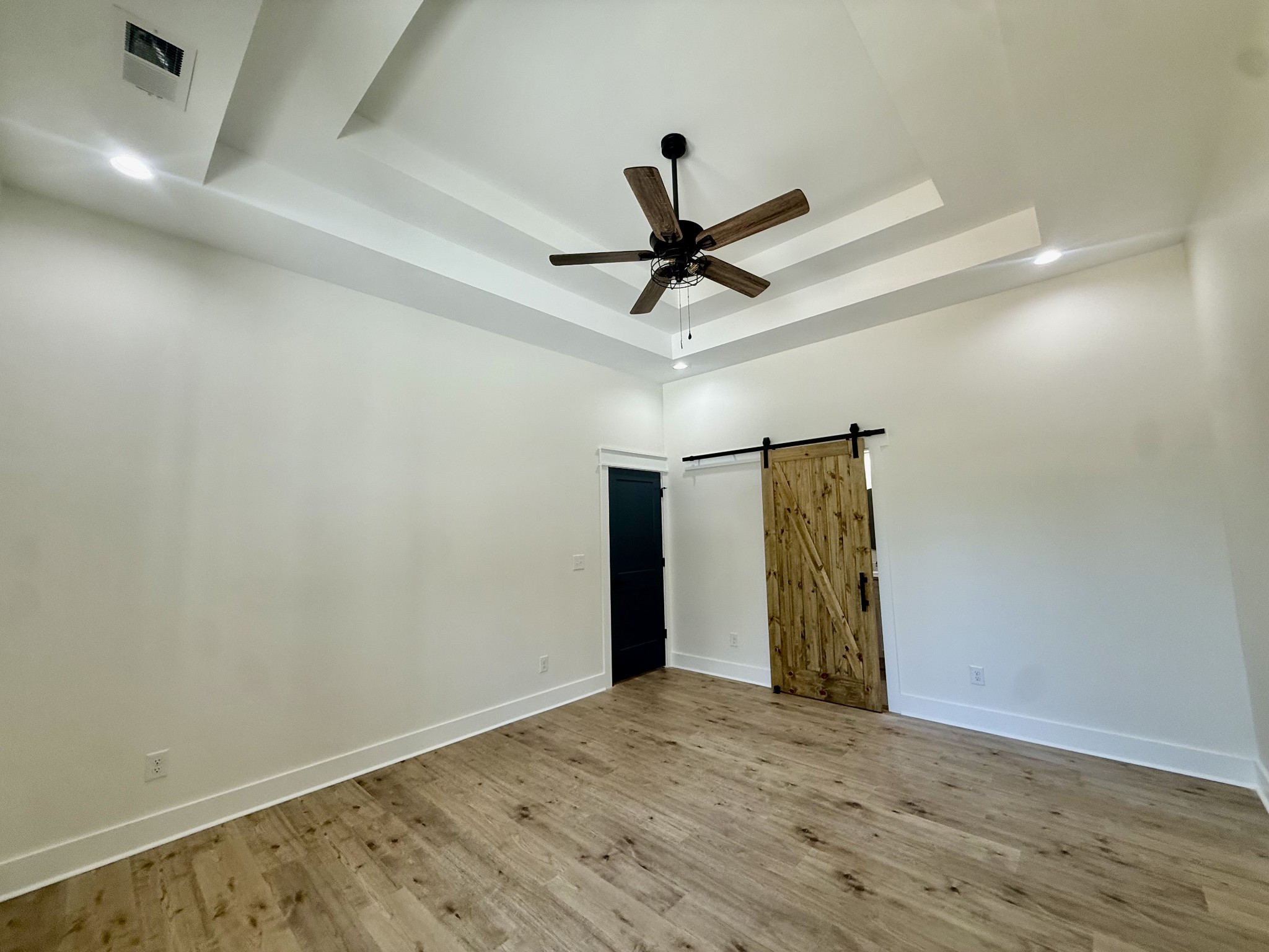 198 Cave Circle