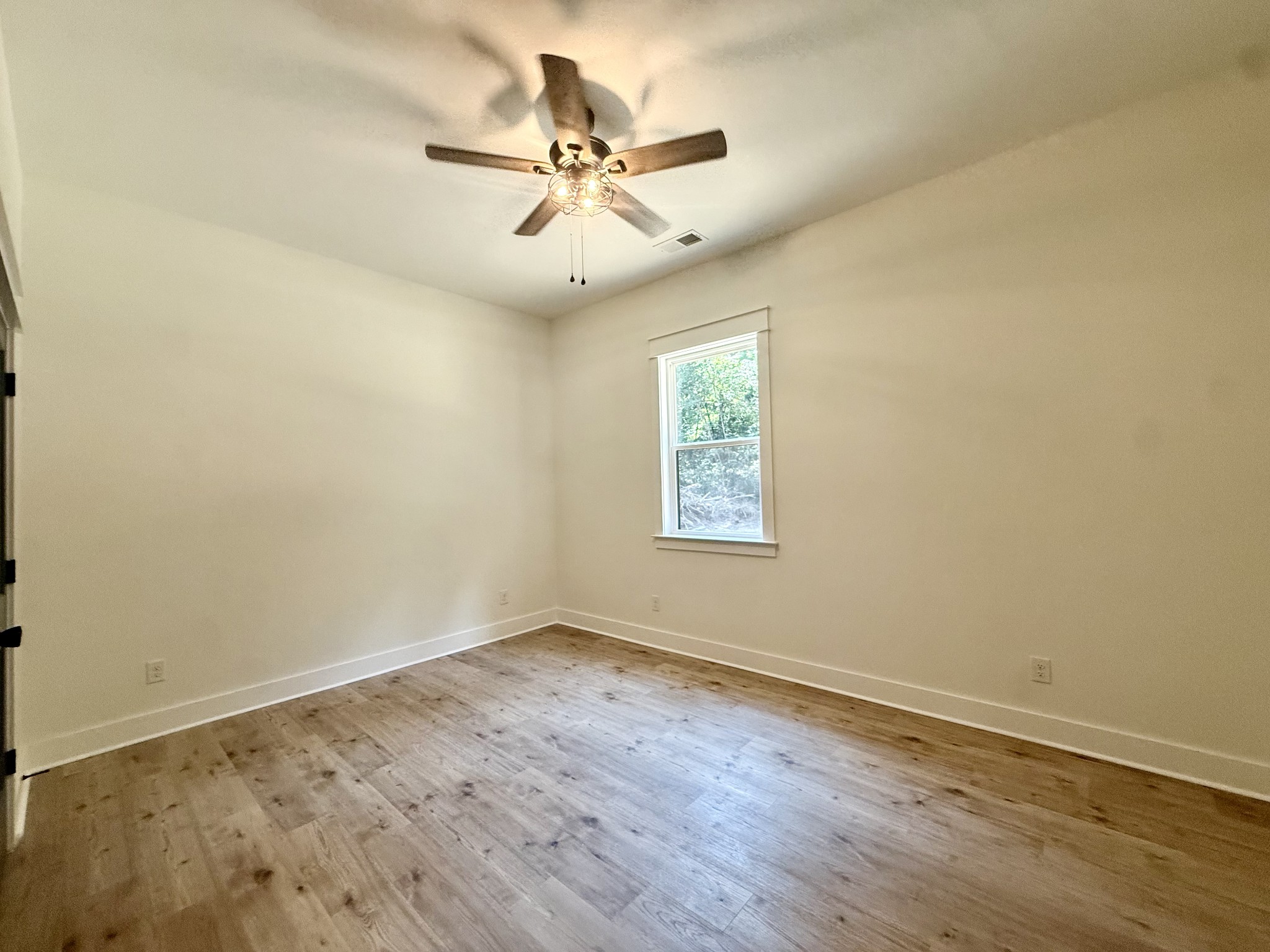 198 Cave Circle