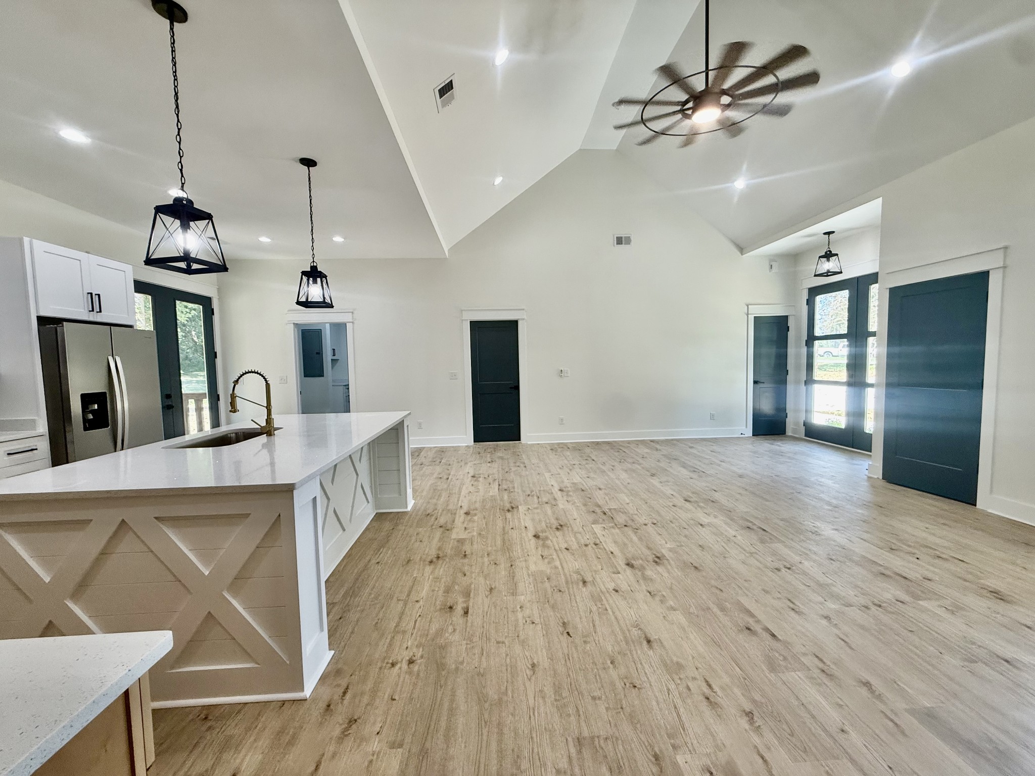 198 Cave Circle