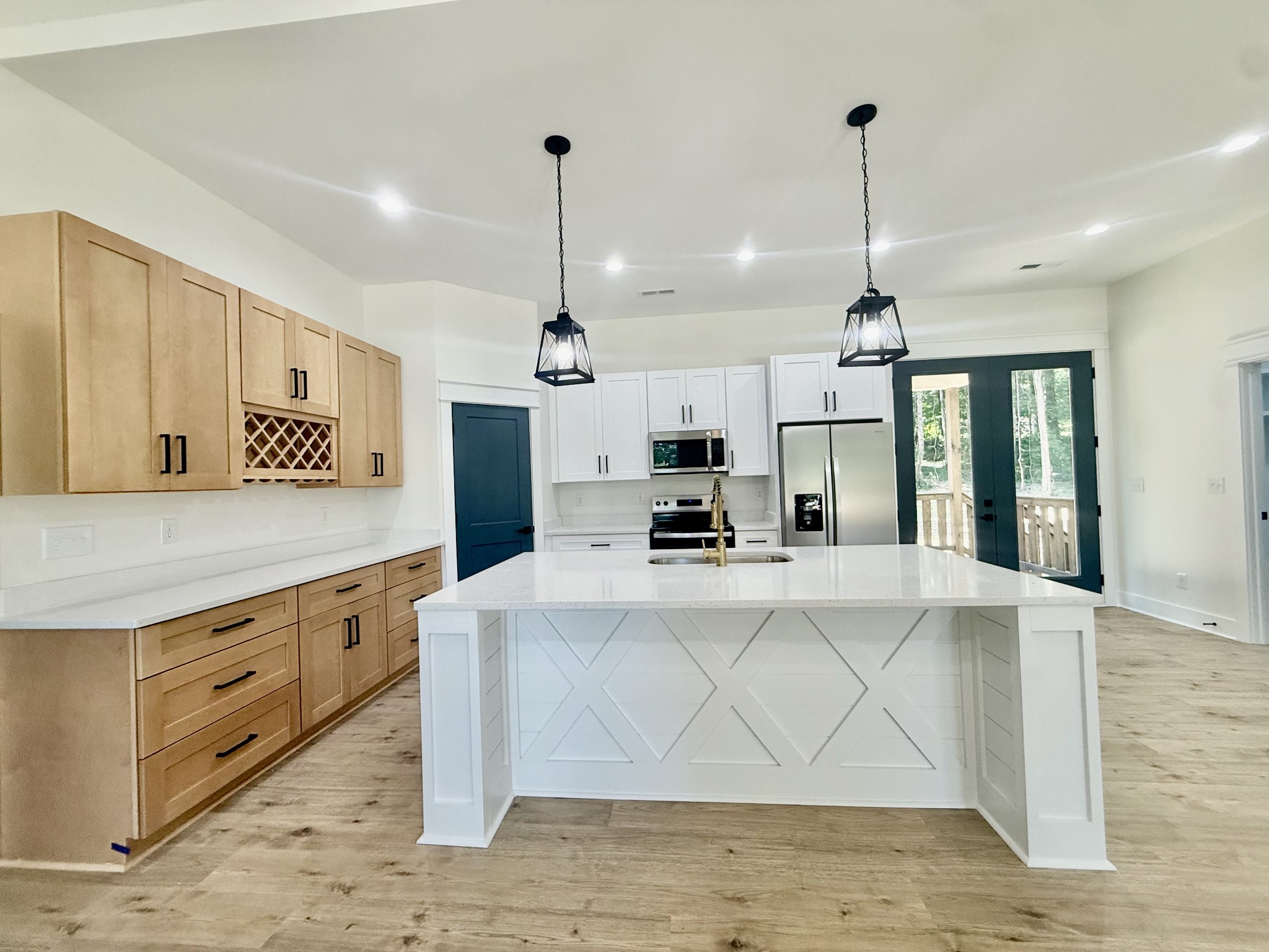 198 Cave Circle