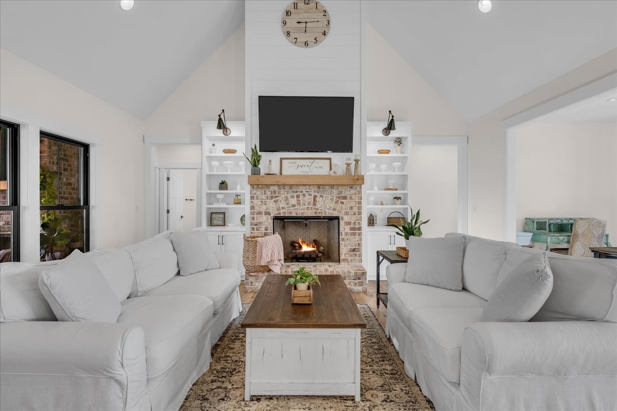 781 Brassfield Rd