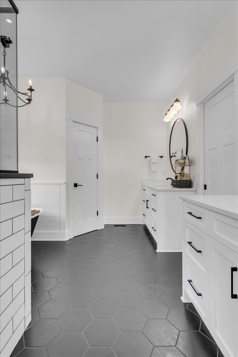 781 Brassfield Rd