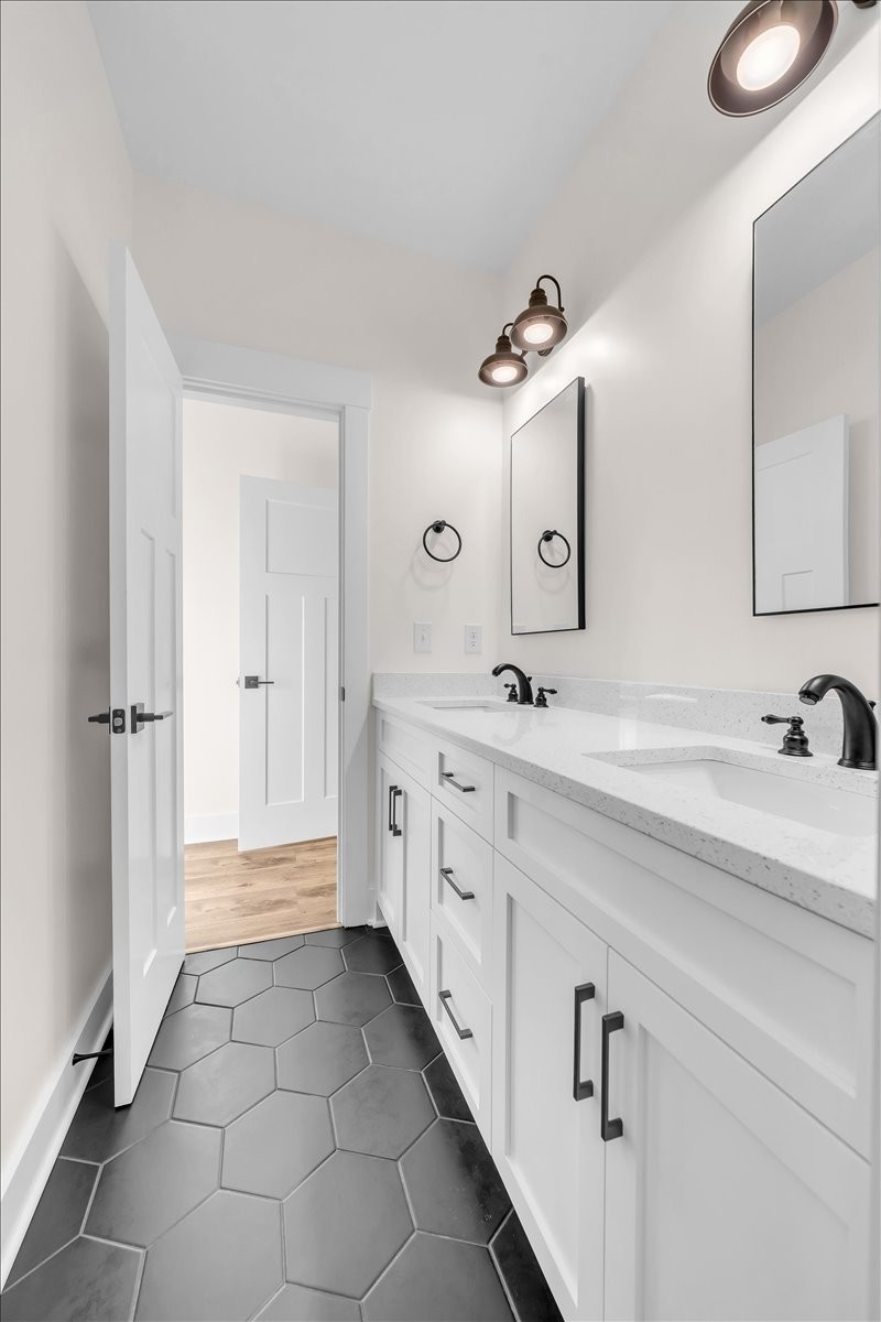 781 Brassfield Rd