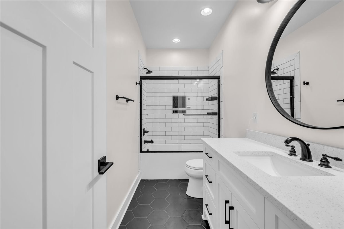 781 Brassfield Rd