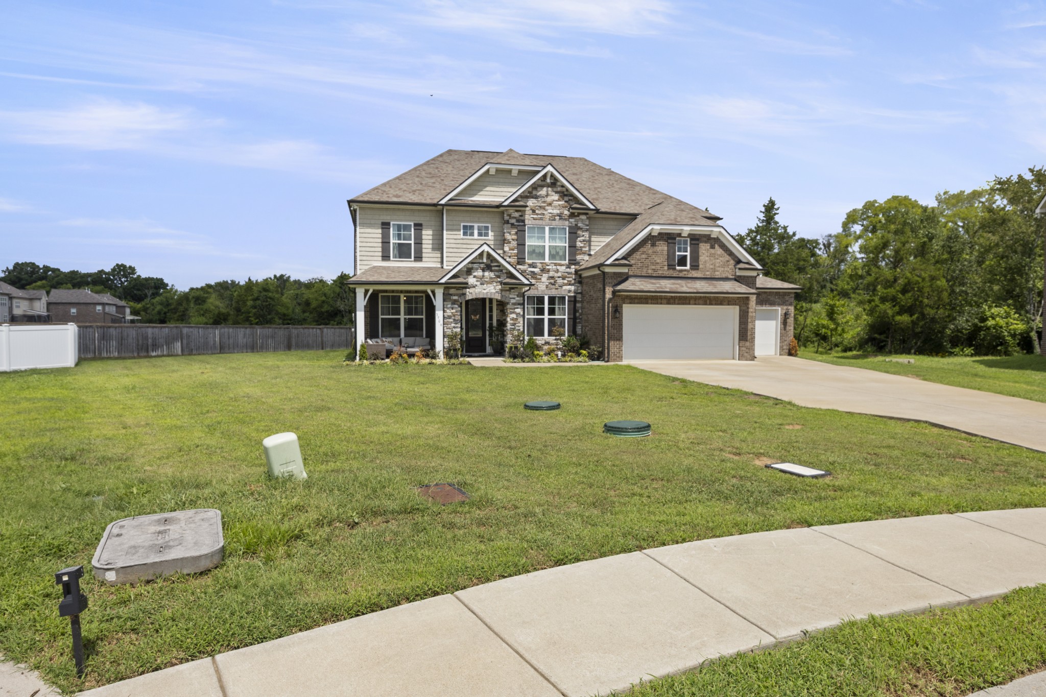 3906 Bomeadows Dr
