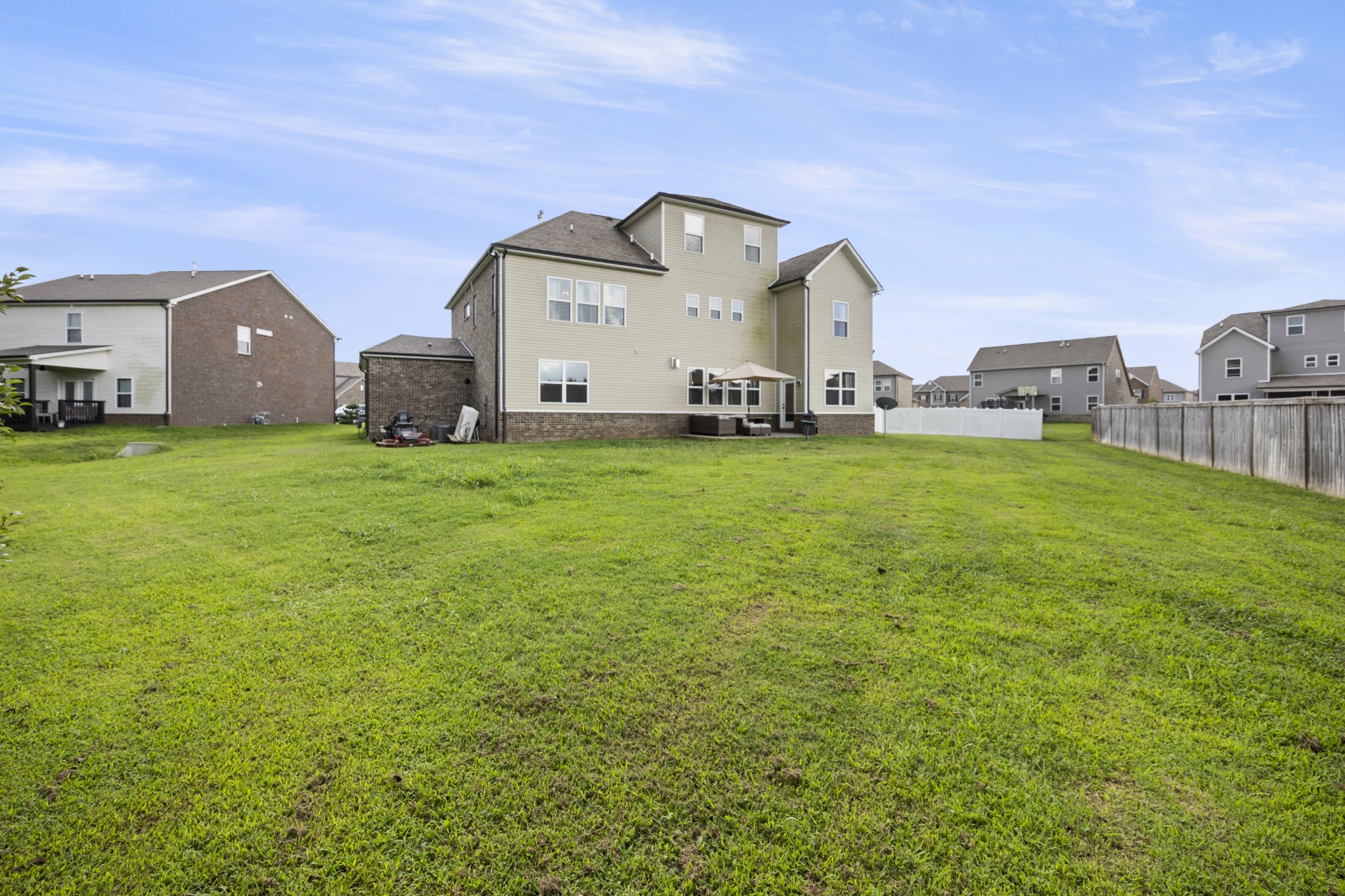 3906 Bomeadows Dr