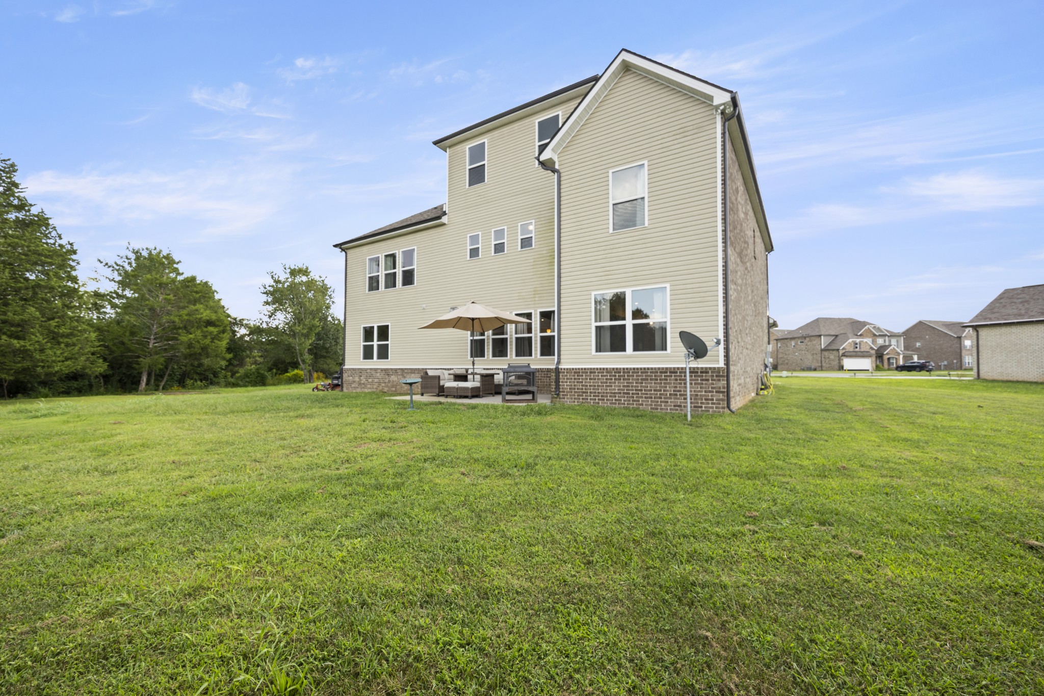 3906 Bomeadows Dr