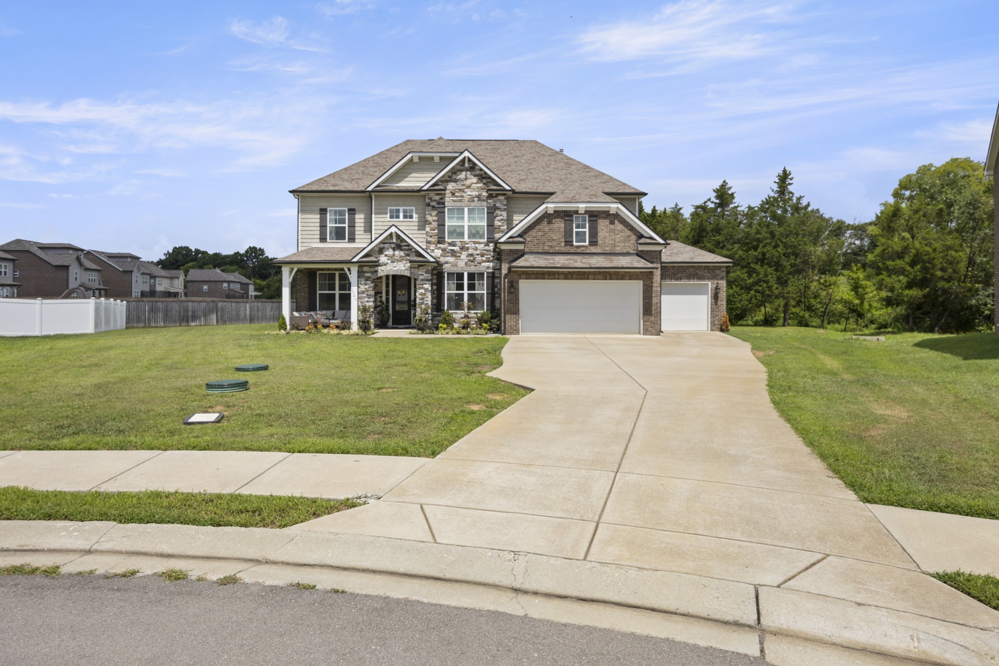 3906 Bomeadows Dr