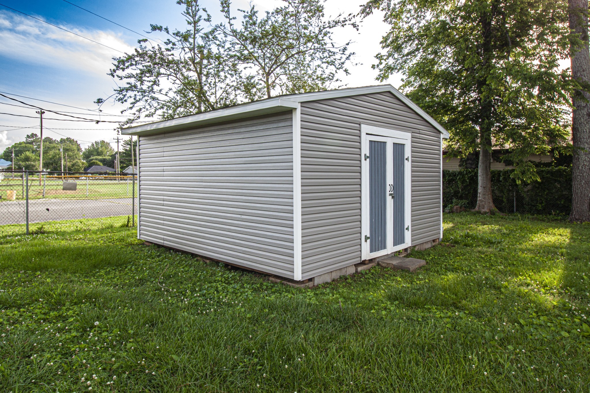 121 Popular St, N
