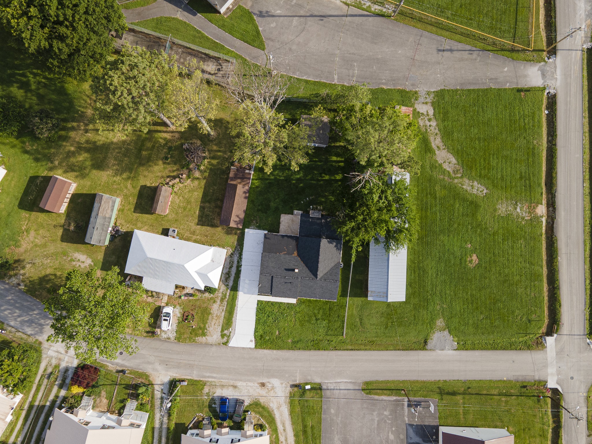 121 Popular St, N