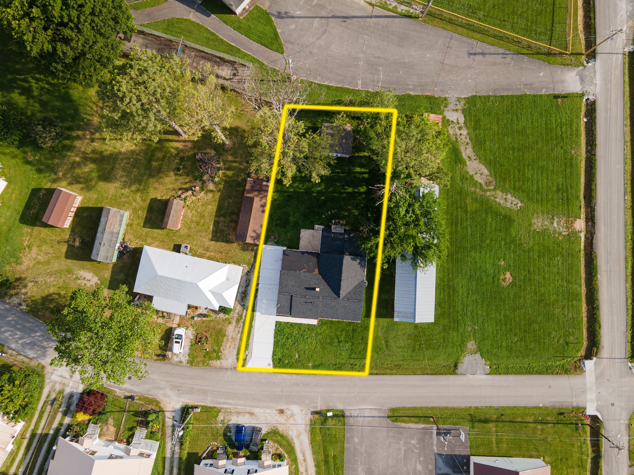 121 Popular St, N