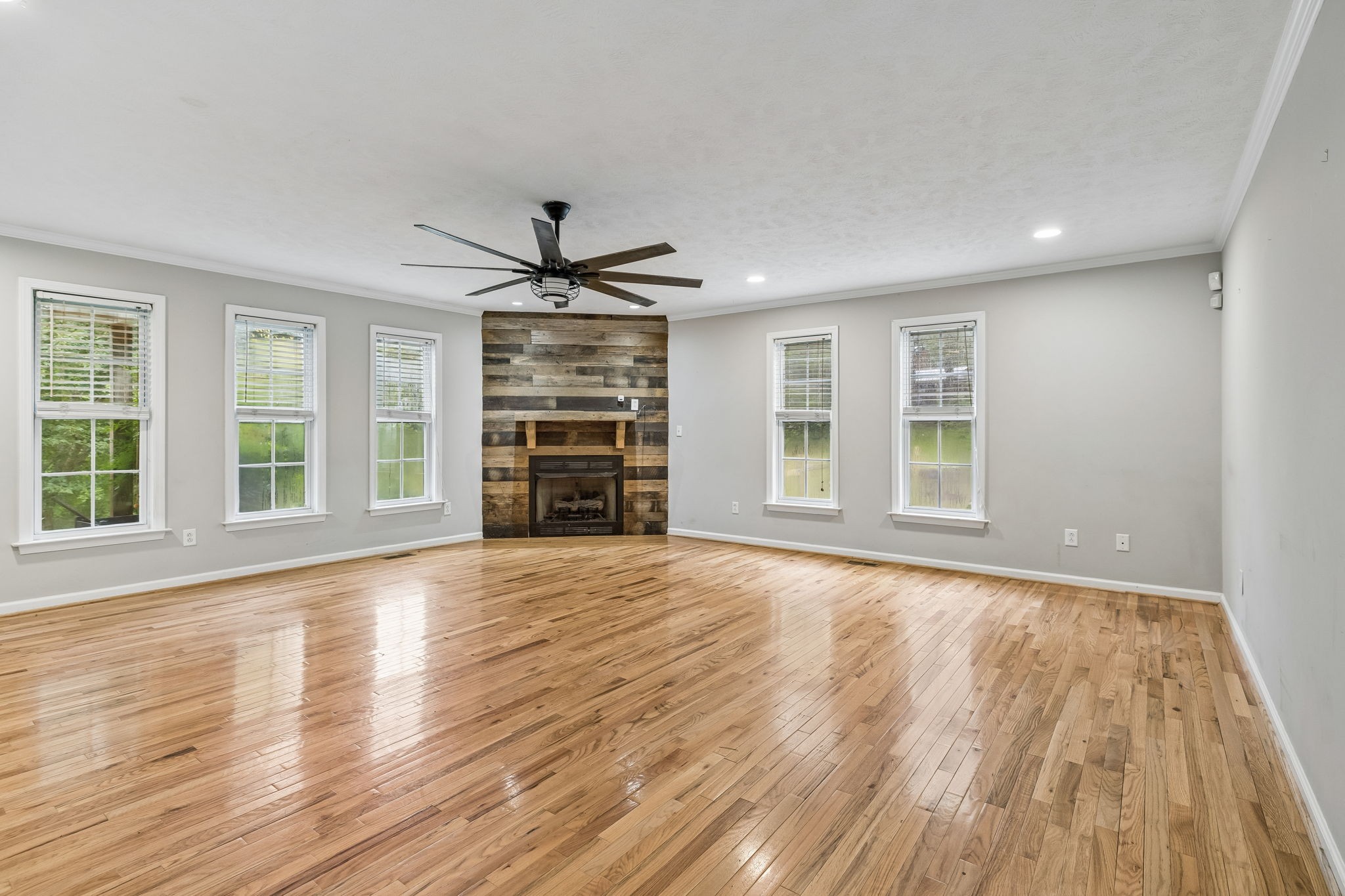 1200 Dawson Rd