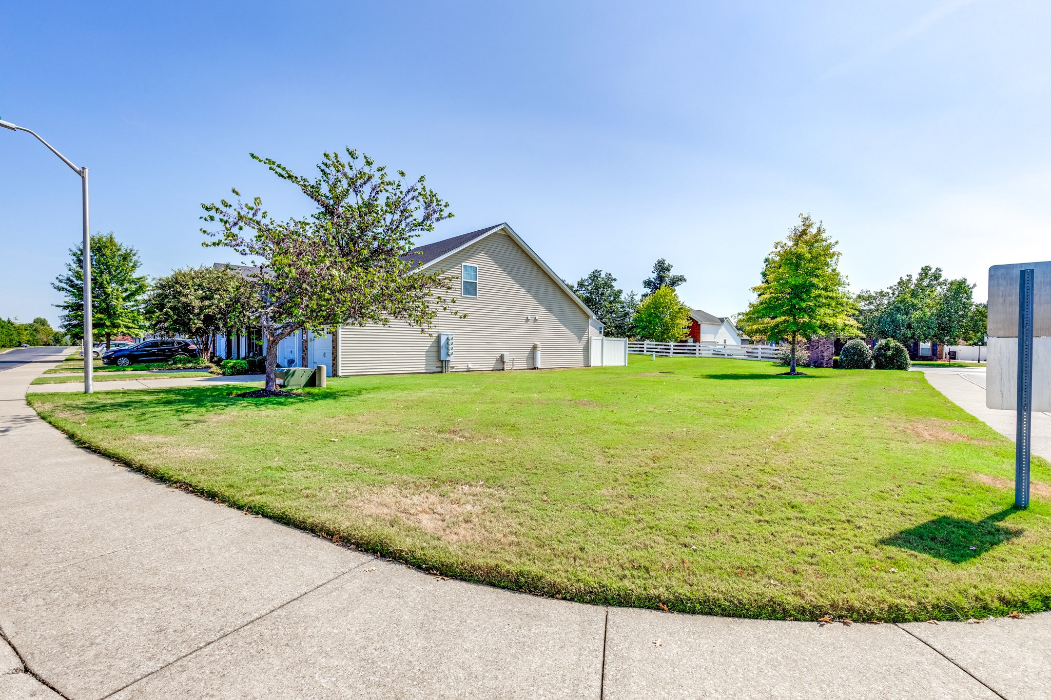 2121 Calydon Ct