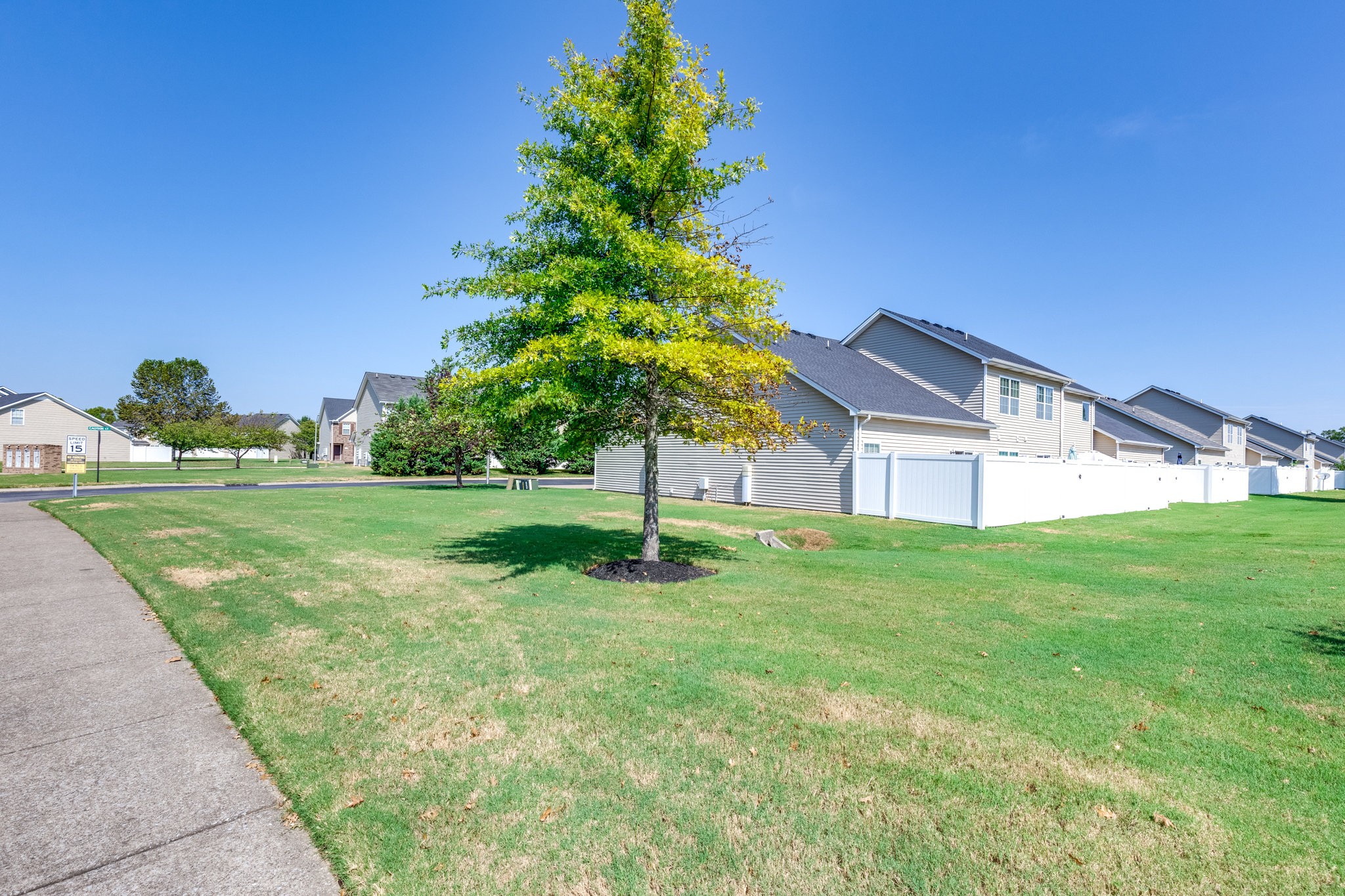 2121 Calydon Ct