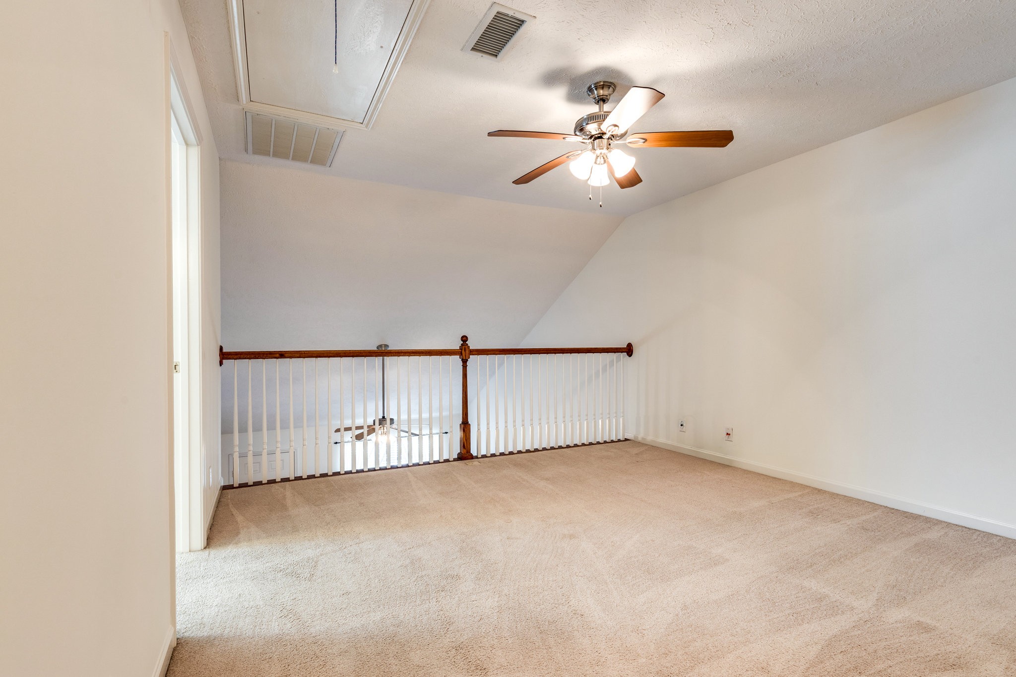 2121 Calydon Ct