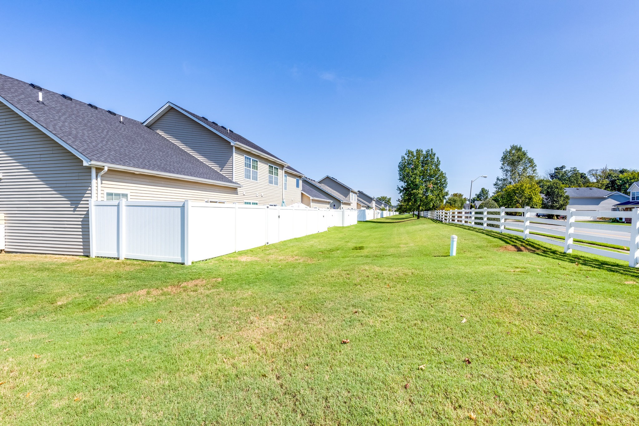 2121 Calydon Ct