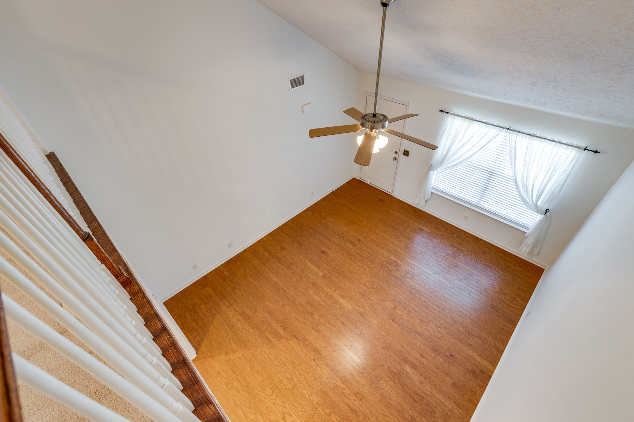 2121 Calydon Ct