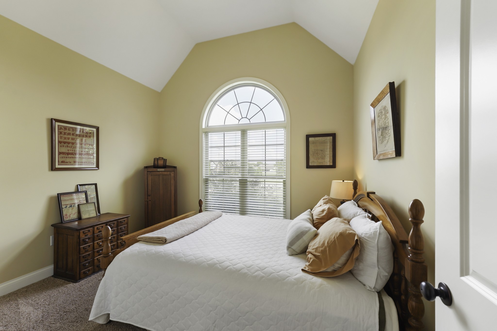 1076 Summerstar Cir