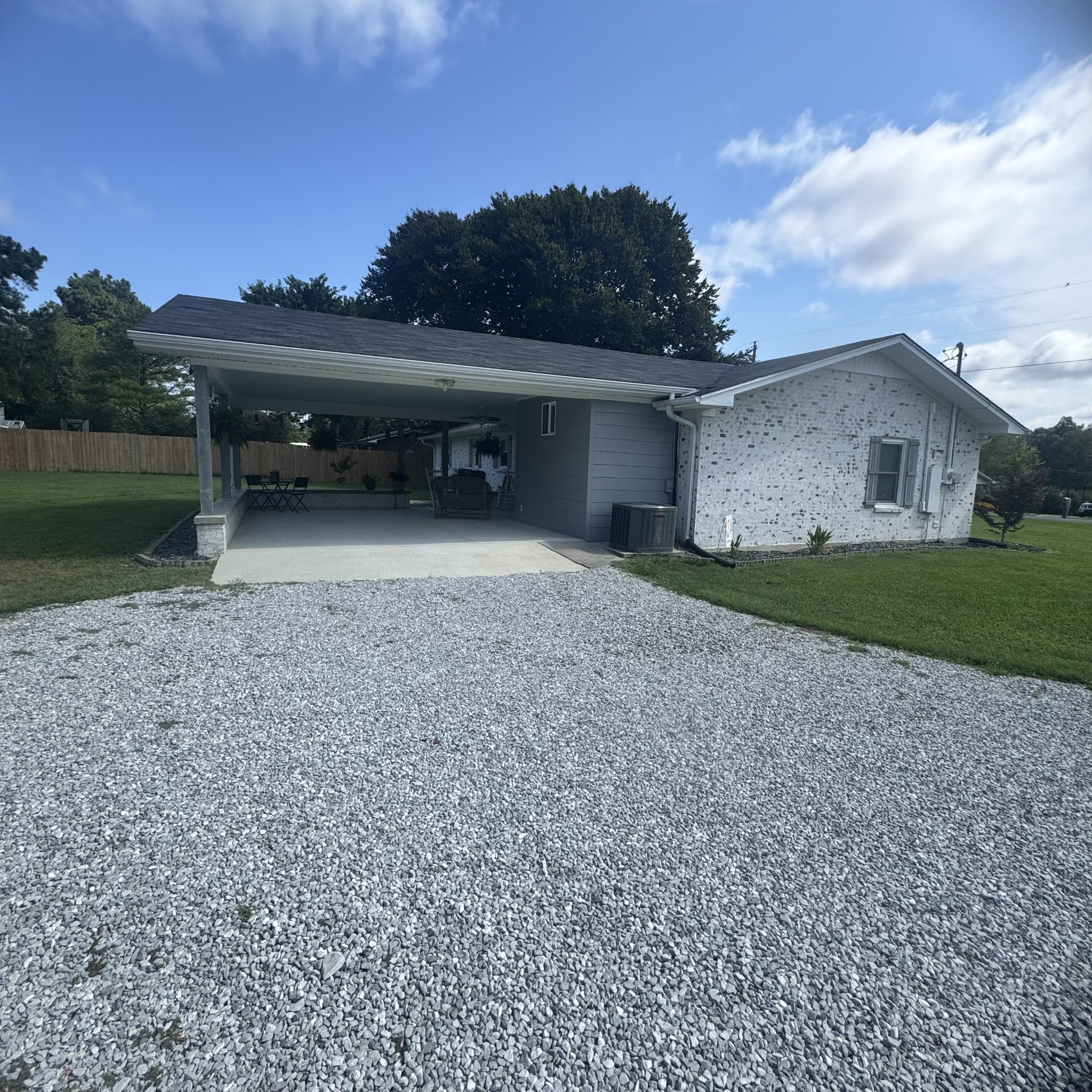 154 Eaton Ln