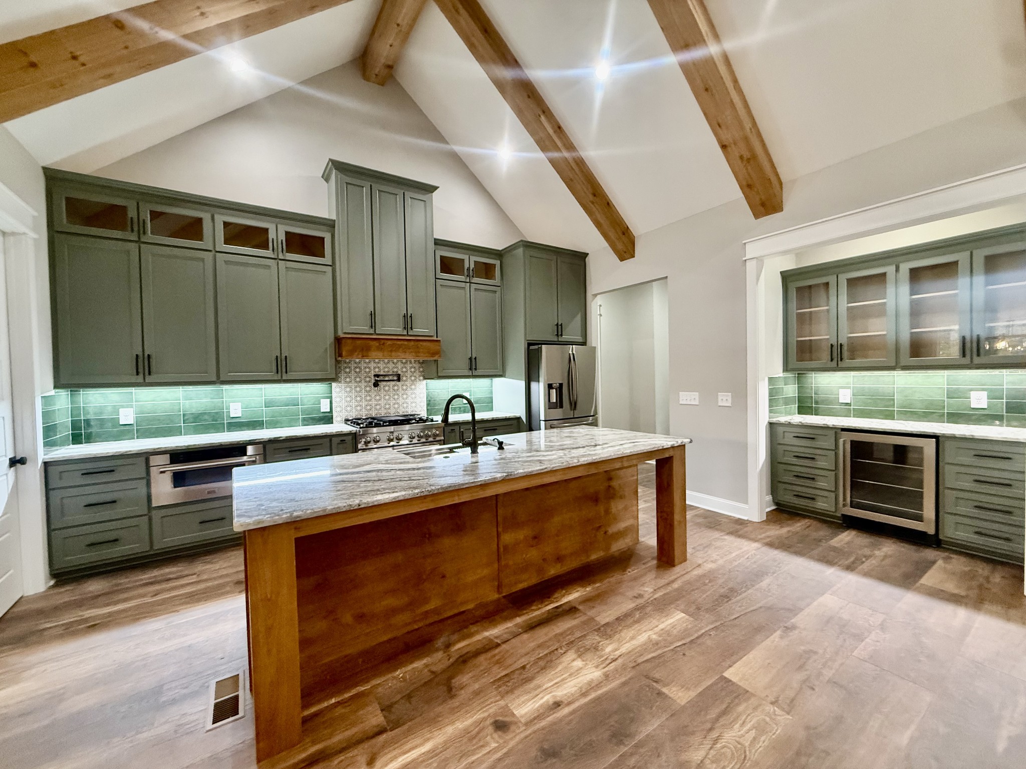 121 settlers Trace