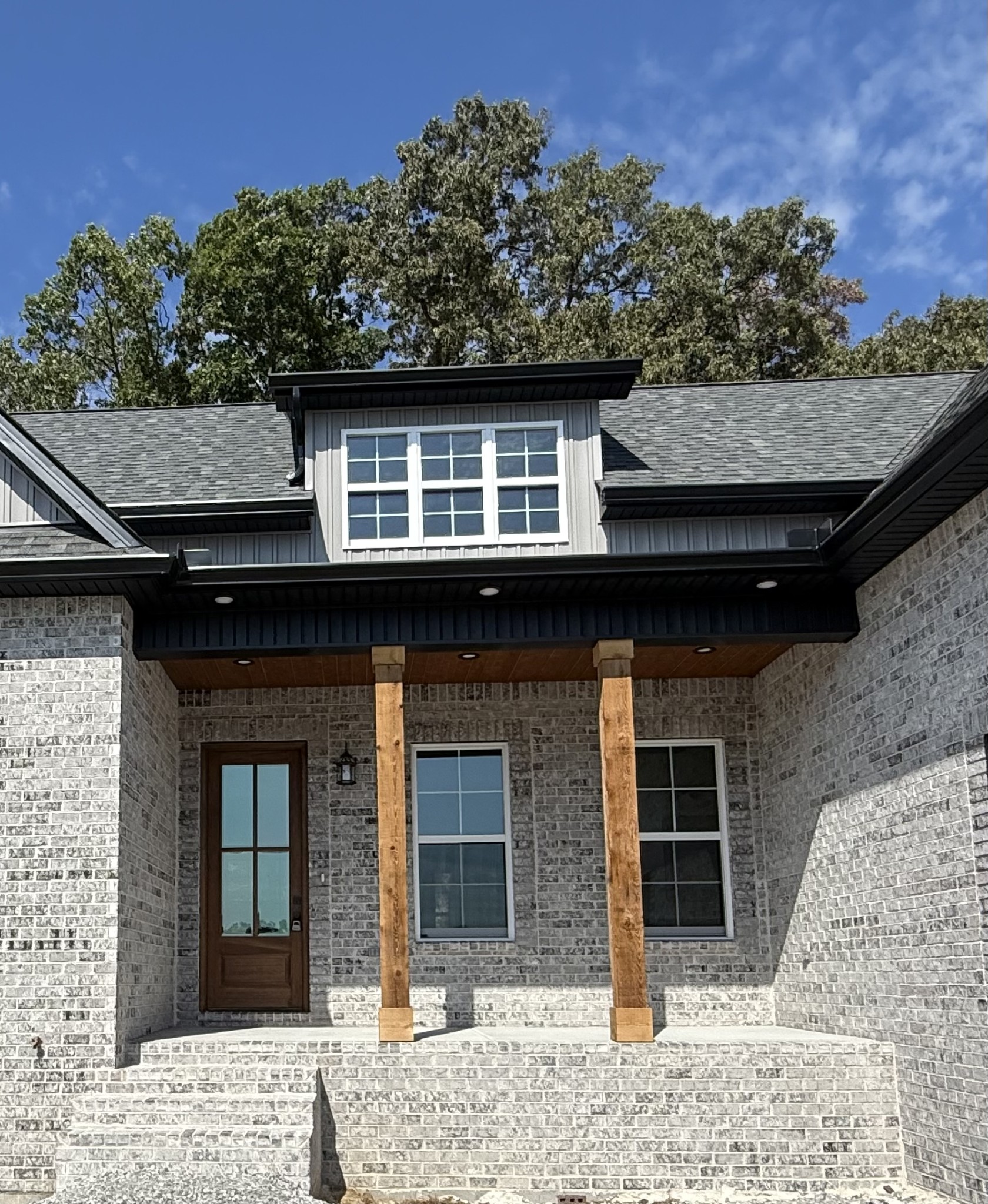 121 settlers Trace