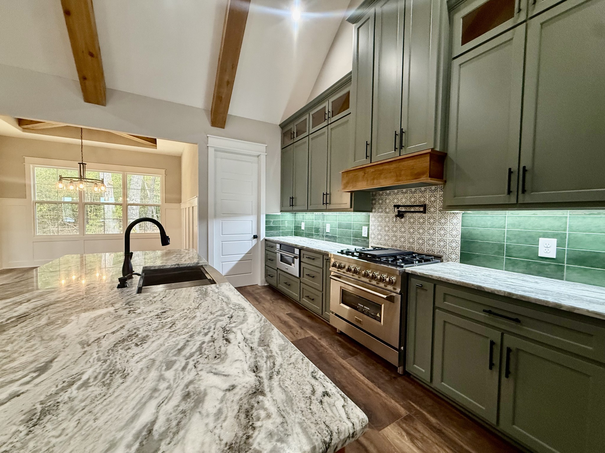 121 settlers Trace