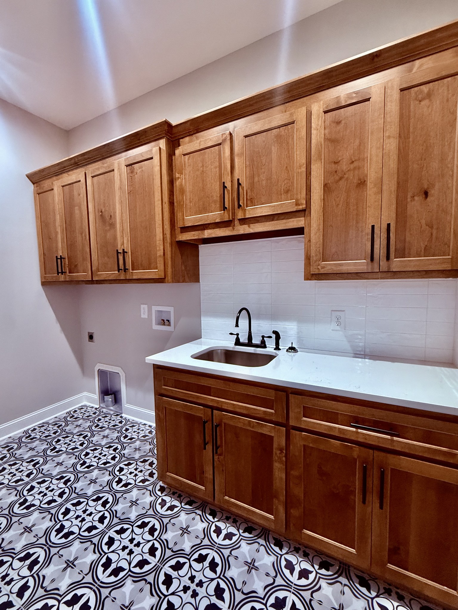 121 settlers Trace
