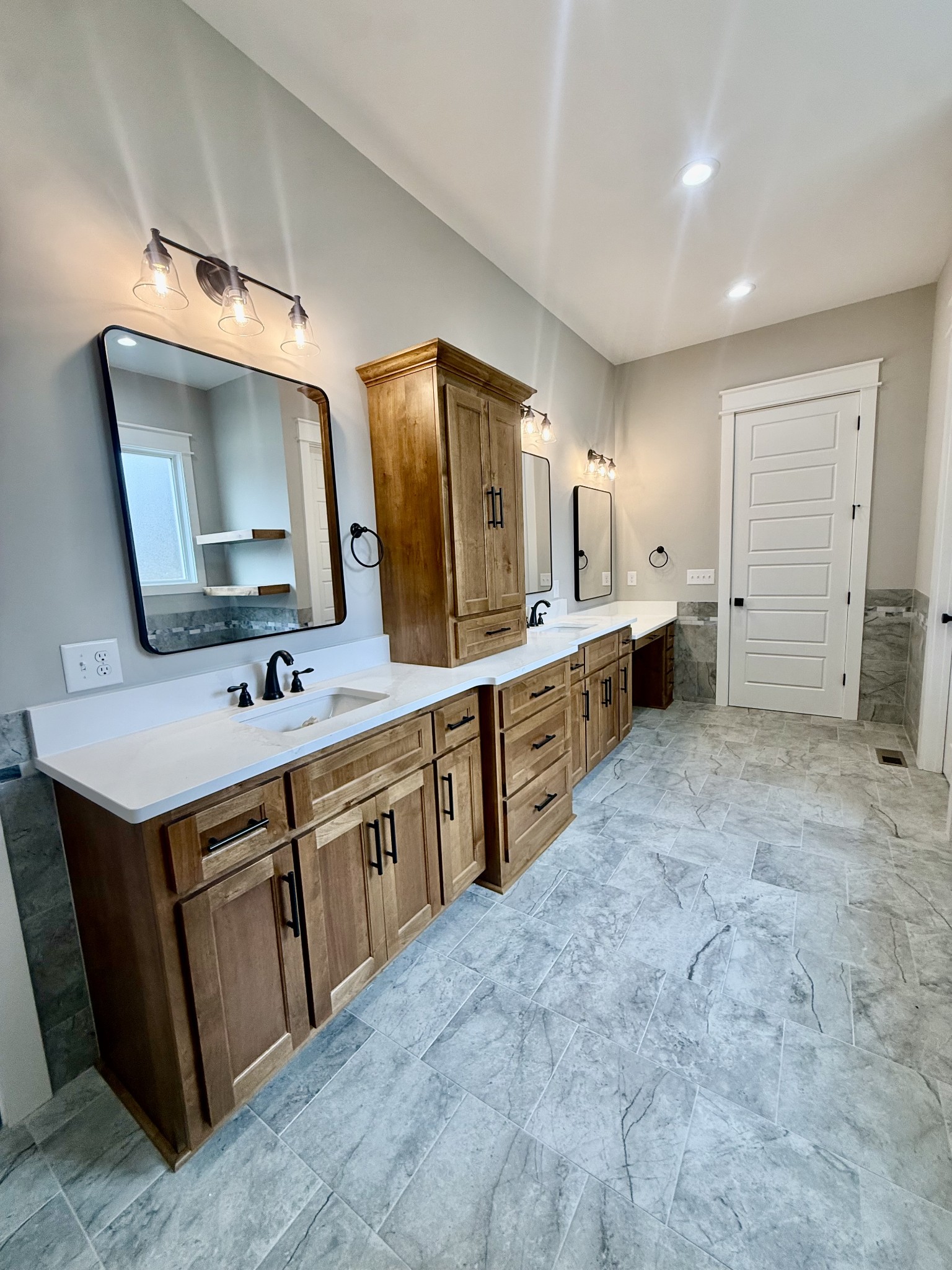 121 settlers Trace