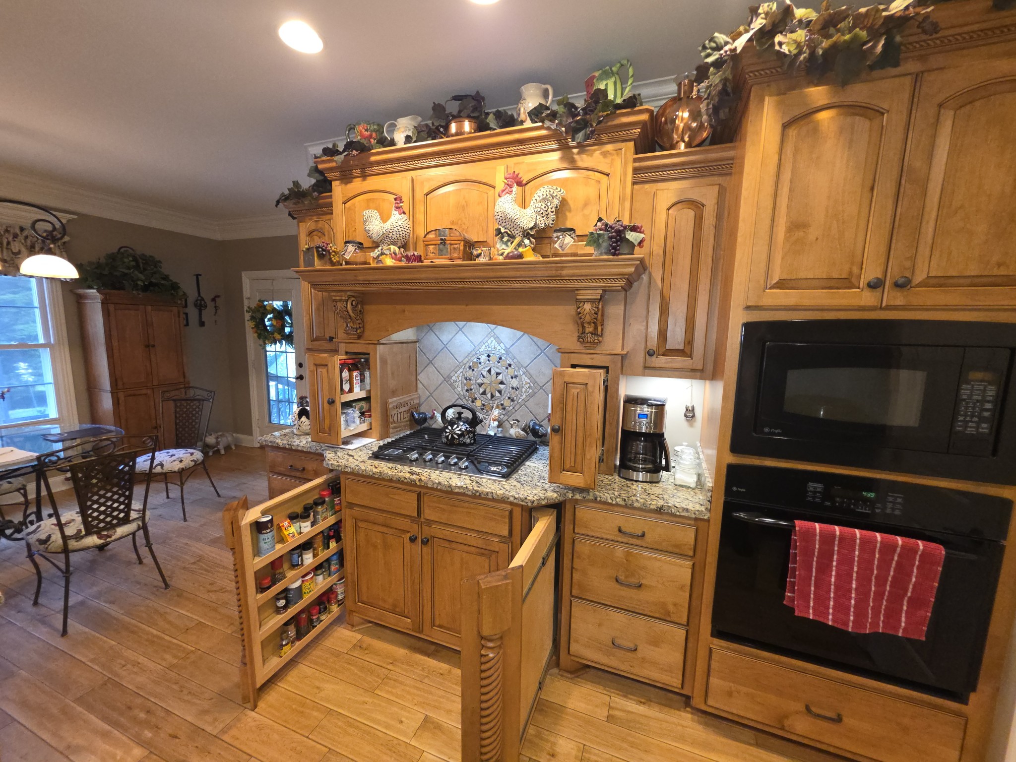 413 Settlers Trce